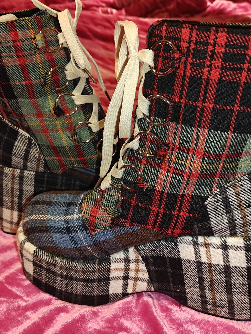 Plaid Lace-Up Flannel Platform Boots DK Dup 8.5